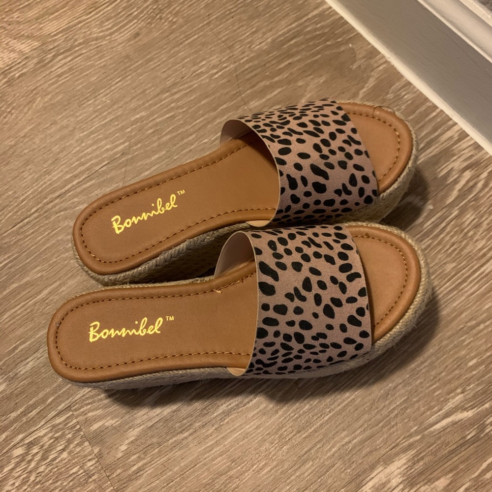 Sandal heels